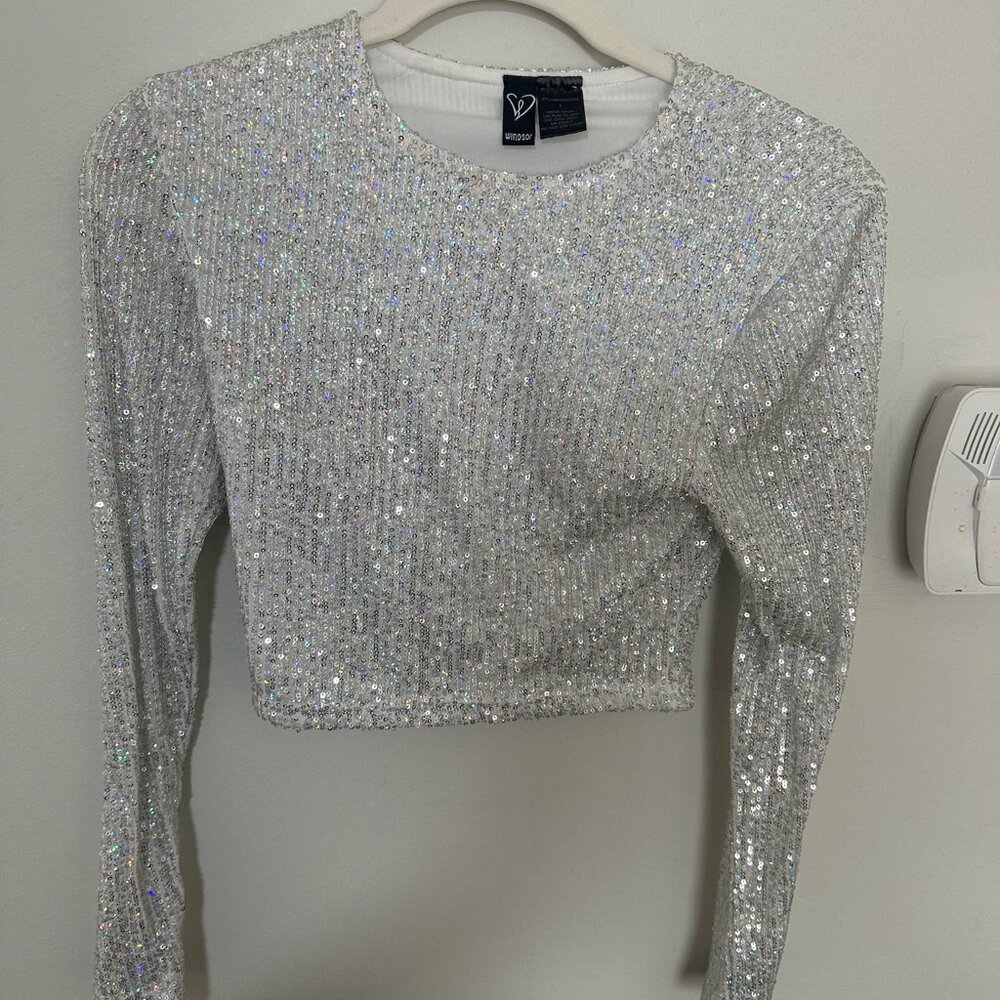 CUTE WINDSOR TOP AND SKIRT COMBO!!!